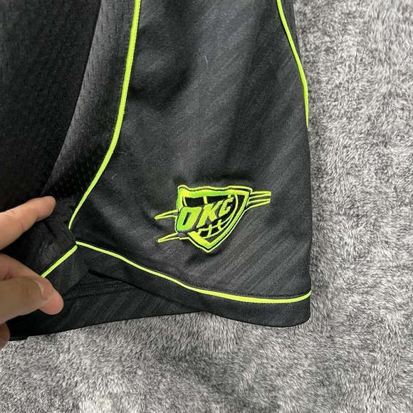 OKC Thunder Adidas NBA Basketball Shorts Black Neon Green Medium Limited Edition - Picture 2 of 12